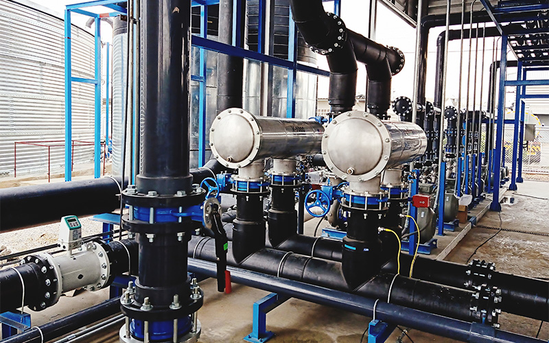 Stainless steel heat exchangers used in industrial fluid applications